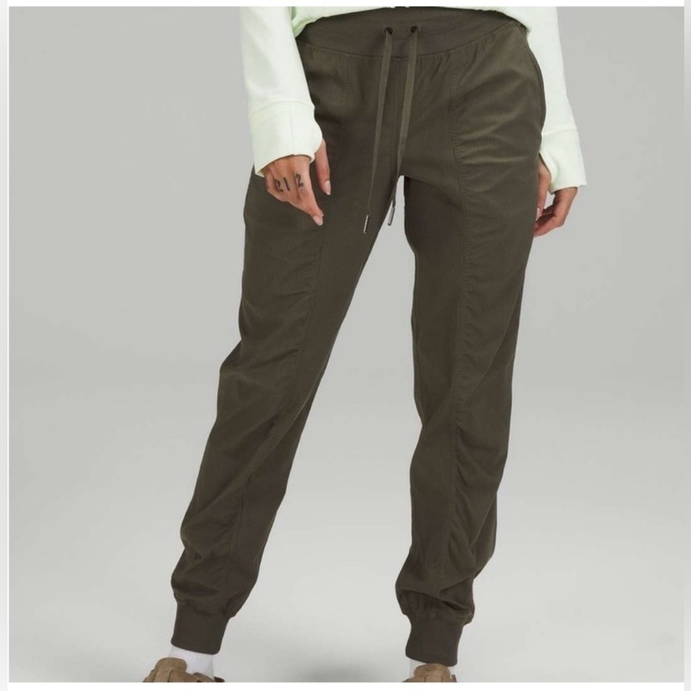 Lululemon Dance Studio Mid-Rise Full Length Army Green Jogger Size 2